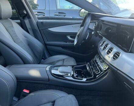 Мерседес Е-Клас, об'ємом двигуна 2 л та пробігом 6 тис. км за 62806 $, фото 21 на Automoto.ua