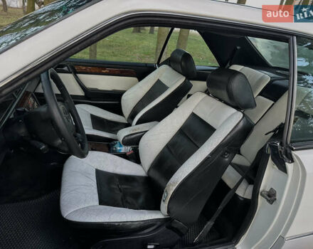 Мерседес Е-Класс, объемом двигателя 2 л и пробегом 470 тыс. км за 3390 $, фото 18 на Automoto.ua