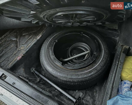 Мерседес Е-Класс, объемом двигателя 2 л и пробегом 470 тыс. км за 3390 $, фото 35 на Automoto.ua