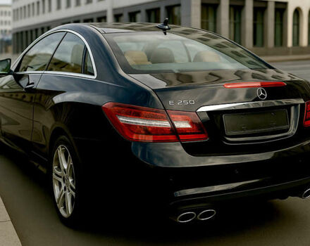 Мерседес Е-Класс, объемом двигателя 0 л и пробегом 210 тыс. км за 13000 $, фото 2 на Automoto.ua