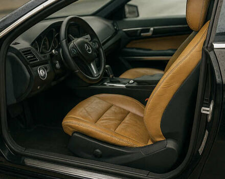 Мерседес Е-Класс, объемом двигателя 0 л и пробегом 210 тыс. км за 13000 $, фото 3 на Automoto.ua