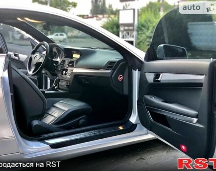 Мерседес Е-Клас, об'ємом двигуна 2.5 л та пробігом 187 тис. км за 15900 $, фото 9 на Automoto.ua