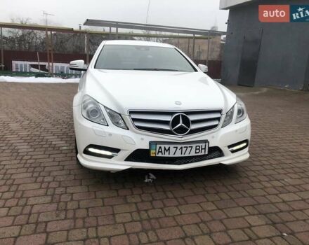 Мерседес Е-Клас, об'ємом двигуна 2.1 л та пробігом 167 тис. км за 17100 $, фото 12 на Automoto.ua