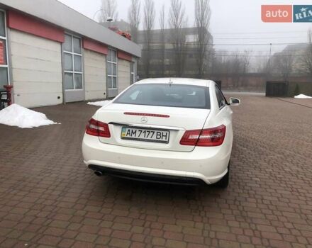 Мерседес Е-Клас, об'ємом двигуна 2.1 л та пробігом 167 тис. км за 17100 $, фото 17 на Automoto.ua