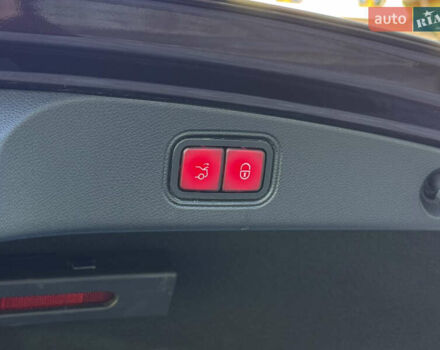 Мерседес Е-Класс, объемом двигателя 3 л и пробегом 175 тыс. км за 41900 $, фото 66 на Automoto.ua