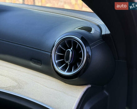 Мерседес Е-Класс, объемом двигателя 3 л и пробегом 175 тыс. км за 41900 $, фото 63 на Automoto.ua