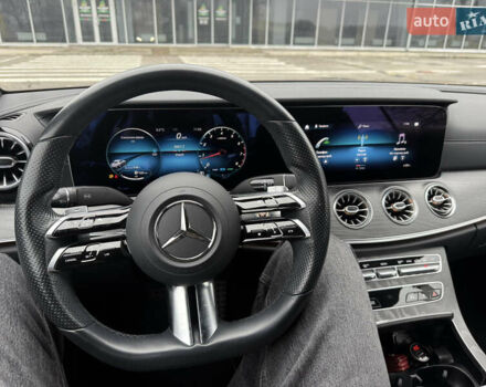 Мерседес Е-Класс, объемом двигателя 1.99 л и пробегом 95 тыс. км за 65000 $, фото 14 на Automoto.ua