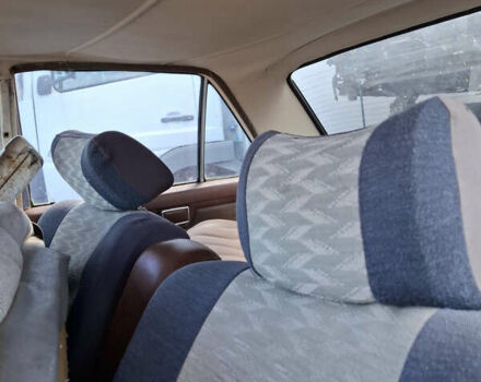 Мерседес Е-Класс, объемом двигателя 0 л и пробегом 200 тыс. км за 7000 $, фото 2 на Automoto.ua