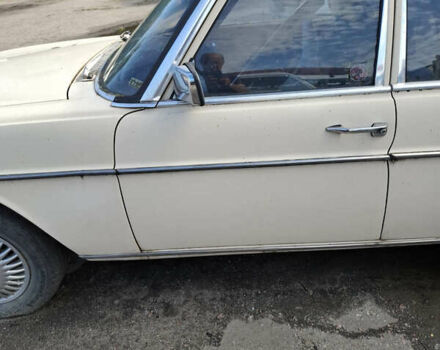 Мерседес Е-Класс, объемом двигателя 0 л и пробегом 200 тыс. км за 7000 $, фото 5 на Automoto.ua