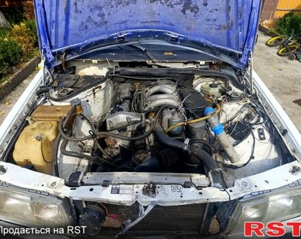 Мерседес Е-Класс, объемом двигателя 2 л и пробегом 352 тыс. км за 1000 $, фото 6 на Automoto.ua