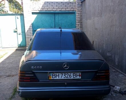 Мерседес Е-Класс, объемом двигателя 2 л и пробегом 336 тыс. км за 1300 $, фото 2 на Automoto.ua