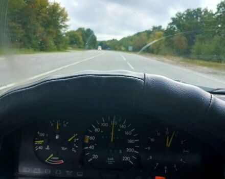 Мерседес Е-Класс, объемом двигателя 2.5 л и пробегом 480 тыс. км за 2000 $, фото 8 на Automoto.ua