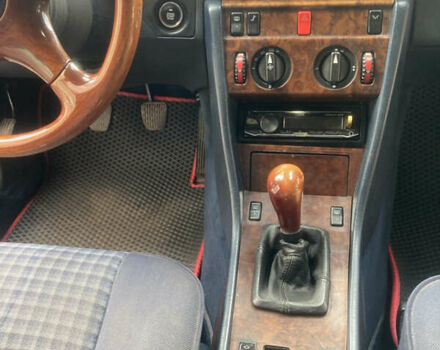 Мерседес Е-Клас, об'ємом двигуна 2.3 л та пробігом 345 тис. км за 2500 $, фото 7 на Automoto.ua