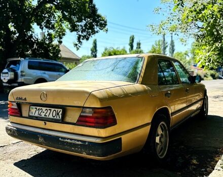 Мерседес Е-Класс, объемом двигателя 2.3 л и пробегом 500 тыс. км за 650 $, фото 3 на Automoto.ua