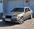 Мерседес Е-Класс, объемом двигателя 2.3 л и пробегом 300 тыс. км за 3000 $, фото 1 на Automoto.ua