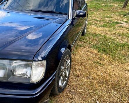 Мерседес Е-Класс, объемом двигателя 2.3 л и пробегом 200 тыс. км за 3000 $, фото 1 на Automoto.ua