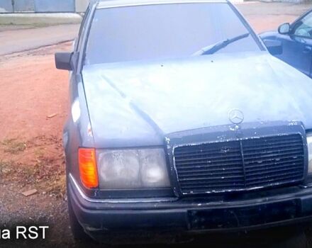 Мерседес Е-Клас, об'ємом двигуна 2 л та пробігом 0 тис. км за 650 $, фото 3 на Automoto.ua