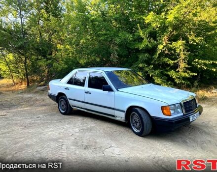 Мерседес Е-Класс, объемом двигателя 2.3 л и пробегом 350 тыс. км за 1700 $, фото 3 на Automoto.ua