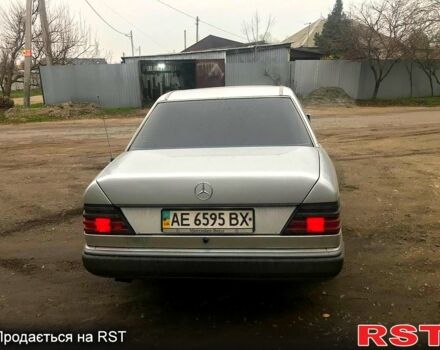 Мерседес Е-Клас, об'ємом двигуна 2.6 л та пробігом 367 тис. км за 2500 $, фото 2 на Automoto.ua