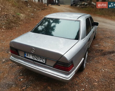 Мерседес Е-Класс, объемом двигателя 2.8 л и пробегом 300 тыс. км за 2700 $, фото 14 на Automoto.ua