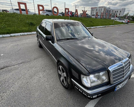 Мерседес Е-Класс, объемом двигателя 3 л и пробегом 284 тыс. км за 2950 $, фото 2 на Automoto.ua