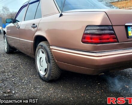 Мерседес Е-Клас, об'ємом двигуна 2.5 л та пробігом 350 тис. км за 4999 $, фото 3 на Automoto.ua