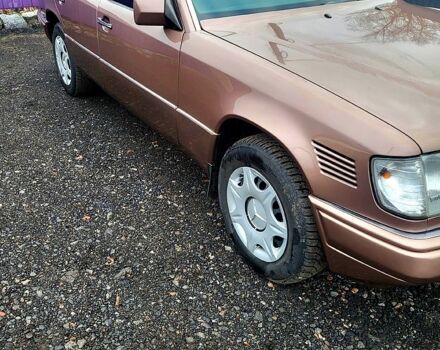 Мерседес Е-Клас, об'ємом двигуна 2.5 л та пробігом 350 тис. км за 4999 $, фото 5 на Automoto.ua