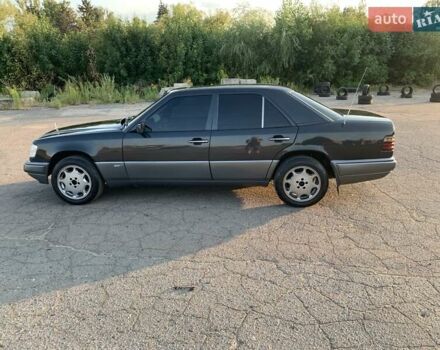 Мерседес Е-Класс, объемом двигателя 2.5 л и пробегом 508 тыс. км за 6000 $, фото 5 на Automoto.ua