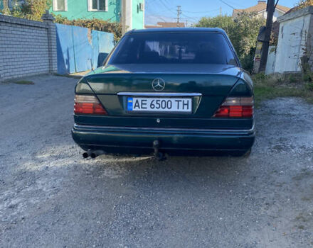 Мерседес Е-Класс, объемом двигателя 2.2 л и пробегом 494 тыс. км за 2000 $, фото 9 на Automoto.ua