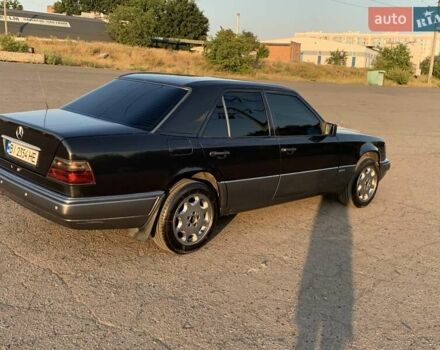 Мерседес Е-Класс, объемом двигателя 2.5 л и пробегом 508 тыс. км за 6000 $, фото 7 на Automoto.ua