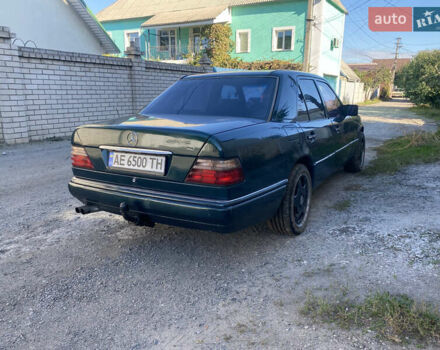 Мерседес Е-Класс, объемом двигателя 2.2 л и пробегом 494 тыс. км за 2000 $, фото 7 на Automoto.ua