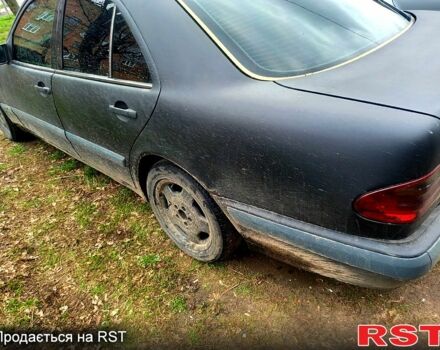 Мерседес Е-Клас, об'ємом двигуна 23 л та пробігом 0 тис. км за 2600 $, фото 5 на Automoto.ua
