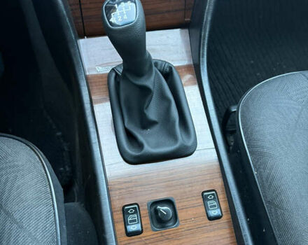 Мерседес Е-Класс 1995 в Киеве на Automoto.ua Мерседес Е-Класс, объемом двигателя 2.2 л и пробегом 400 тыс. км за 5000 $, фото 4 на Automoto.ua