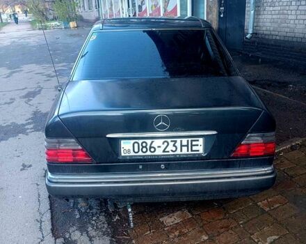 Мерседес Е-Класс, объемом двигателя 2.2 л и пробегом 111 тыс. км за 2200 $, фото 2 на Automoto.ua