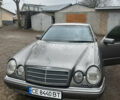 Мерседес Е-Класс, объемом двигателя 3.2 л и пробегом 330 тыс. км за 2600 $, фото 1 на Automoto.ua