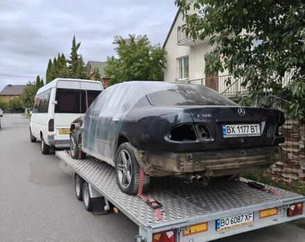 Мерседес Е-Клас, об'ємом двигуна 3.2 л та пробігом 380 тис. км за 2100 $, фото 1 на Automoto.ua