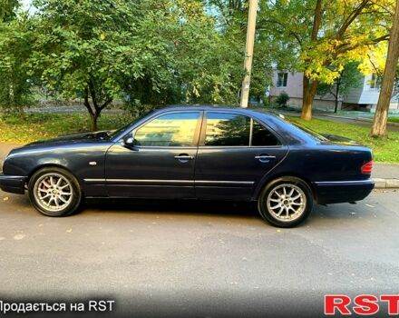 Мерседес Е-Класс, объемом двигателя 2.8 л и пробегом 273 тыс. км за 2750 $, фото 1 на Automoto.ua