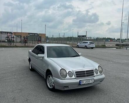 Мерседес Е-Класс, объемом двигателя 2 л и пробегом 370 тыс. км за 4300 $, фото 1 на Automoto.ua