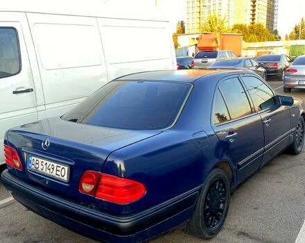 Мерседес Е-Класс, объемом двигателя 3 л и пробегом 354 тыс. км за 2500 $, фото 4 на Automoto.ua