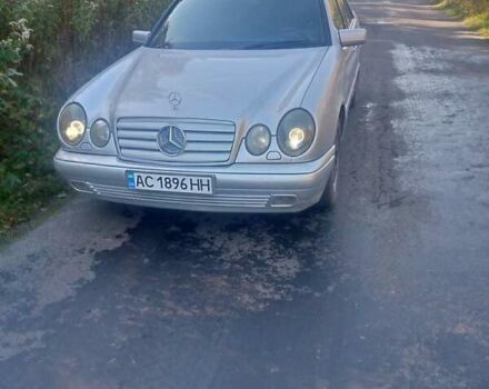 Мерседес Е-Класс, объемом двигателя 2.2 л и пробегом 418 тыс. км за 3600 $, фото 5 на Automoto.ua