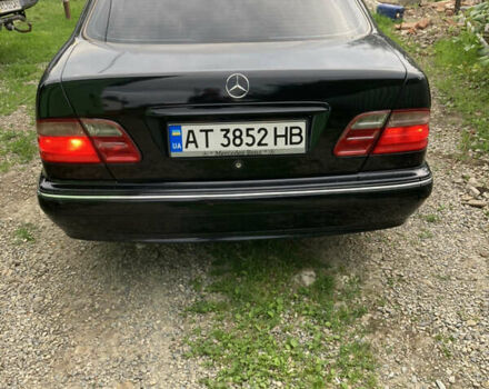 Мерседес Е-Клас, об'ємом двигуна 2 л та пробігом 338 тис. км за 4500 $, фото 3 на Automoto.ua