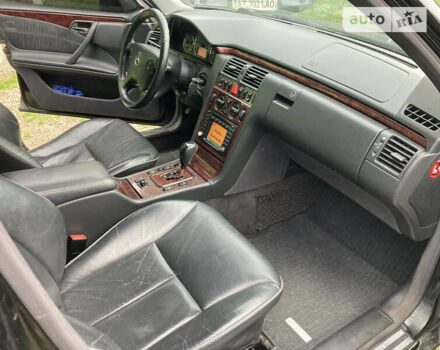 Мерседес Е-Клас, об'ємом двигуна 2 л та пробігом 338 тис. км за 4500 $, фото 4 на Automoto.ua