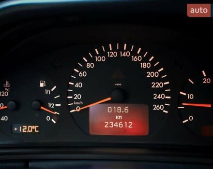 Мерседес Е-Класс, объемом двигателя 2.7 л и пробегом 235 тыс. км за 8999 $, фото 43 на Automoto.ua