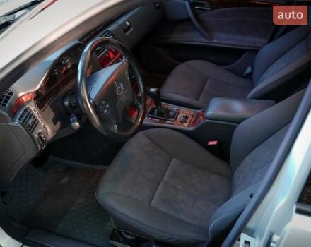 Мерседес Е-Класс, объемом двигателя 2.7 л и пробегом 235 тыс. км за 8999 $, фото 32 на Automoto.ua