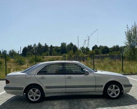 Мерседес Е-Клас, об'ємом двигуна 2 л та пробігом 390 тис. км за 3700 $, фото 4 на Automoto.ua
