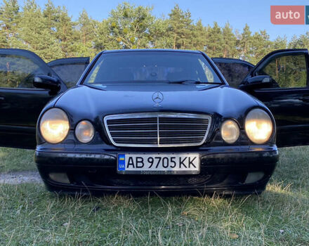 Мерседес Е-Класс, объемом двигателя 2.2 л и пробегом 360 тыс. км за 3894 $, фото 3 на Automoto.ua