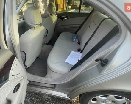 Мерседес Е-Класс, объемом двигателя 2.2 л и пробегом 345 тыс. км за 8000 $, фото 6 на Automoto.ua