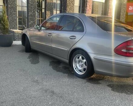 Мерседес Е-Класс, объемом двигателя 2.2 л и пробегом 345 тыс. км за 8000 $, фото 8 на Automoto.ua