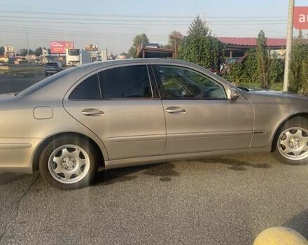 Мерседес Е-Класс, объемом двигателя 2.2 л и пробегом 345 тыс. км за 8000 $, фото 9 на Automoto.ua