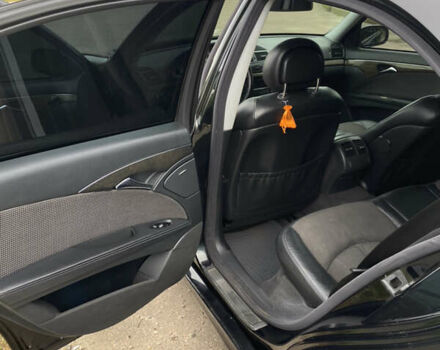 Мерседес Е-Класс, объемом двигателя 3.2 л и пробегом 250 тыс. км за 6900 $, фото 13 на Automoto.ua